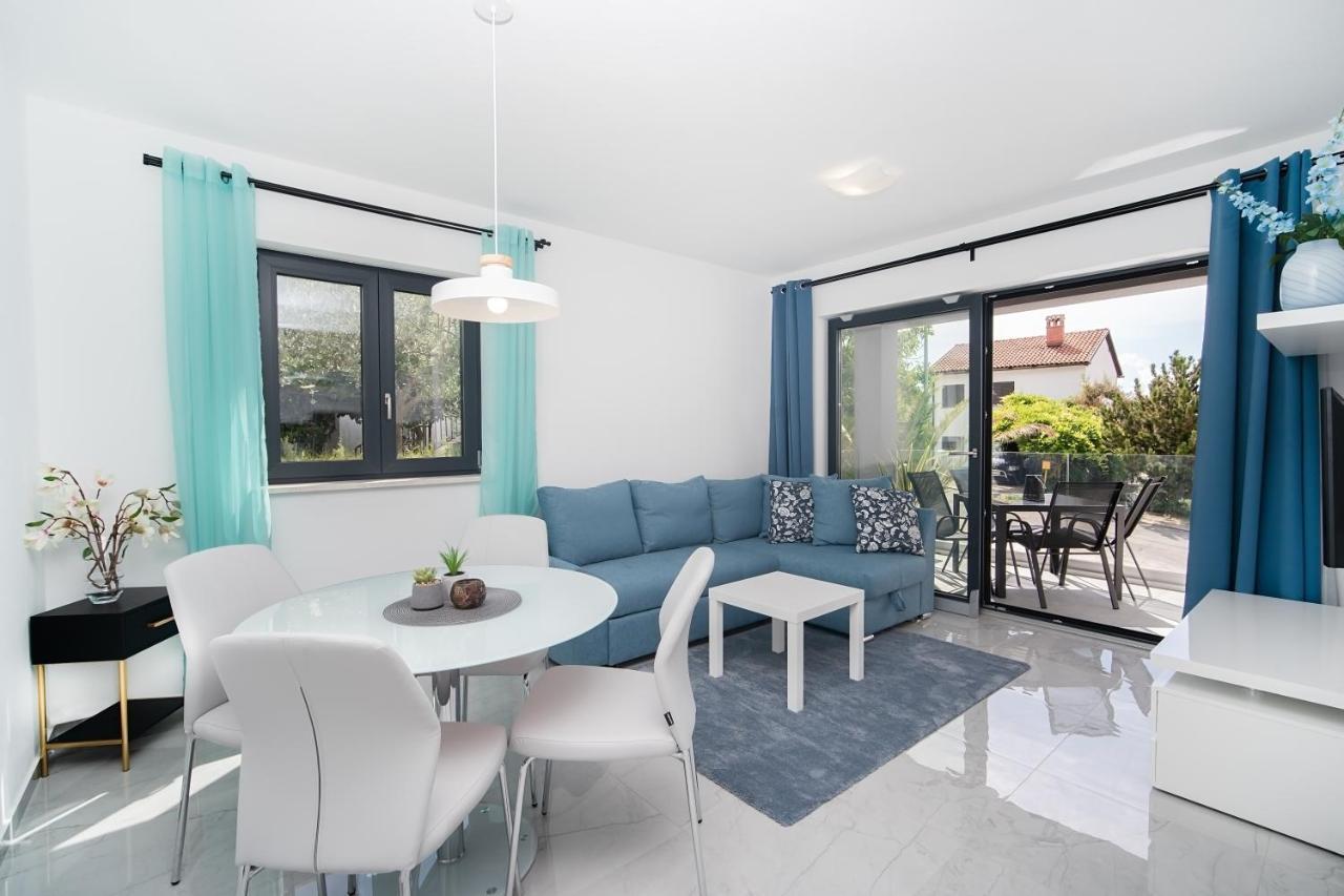 Villa Apartments Lela Rabac Zewnętrze zdjęcie