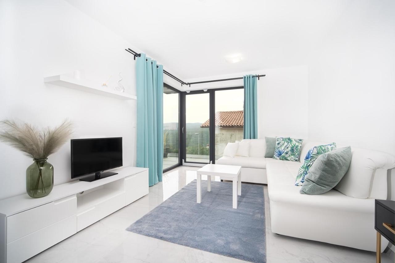 Villa Apartments Lela Rabac Zewnętrze zdjęcie