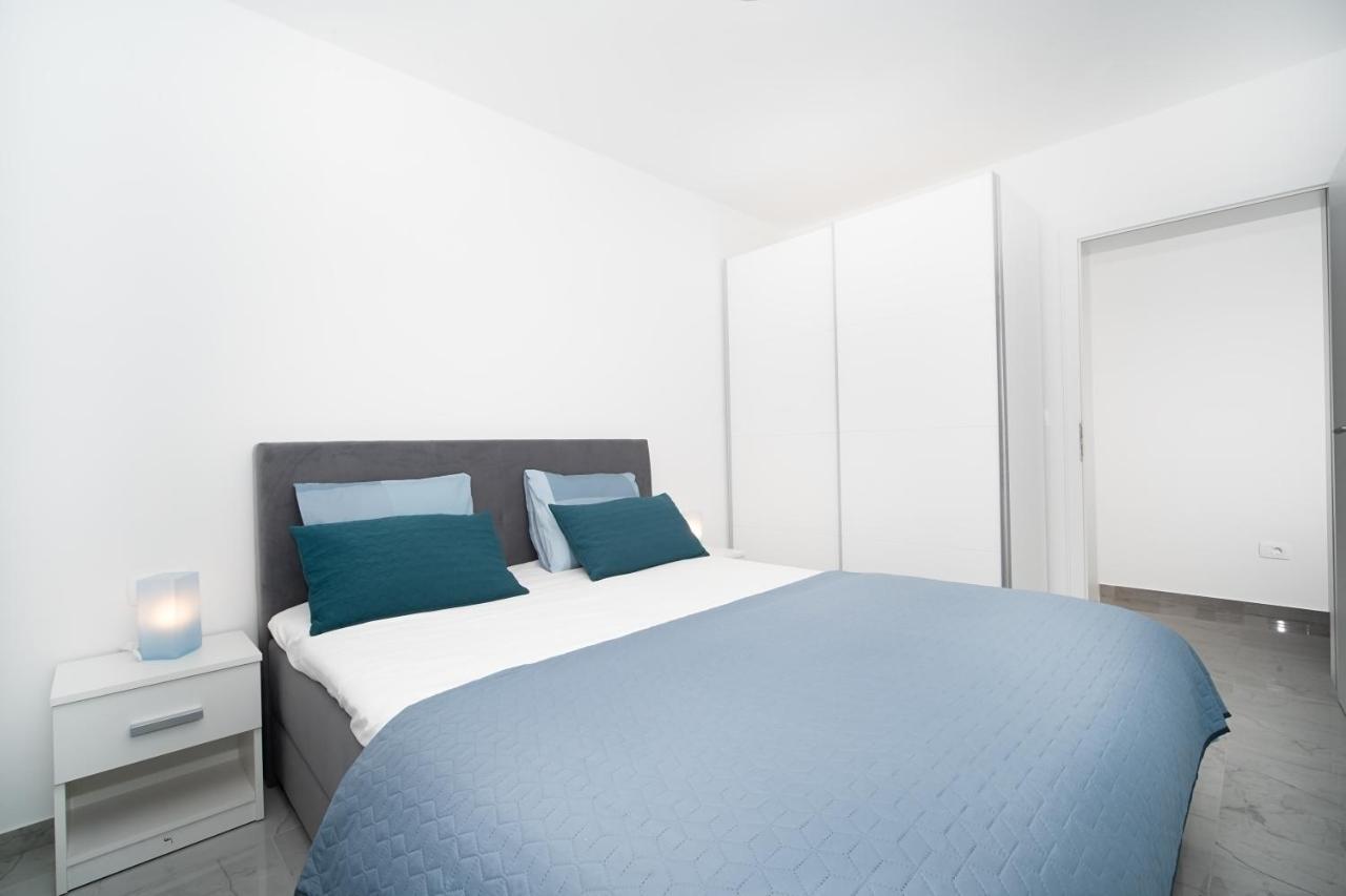 Villa Apartments Lela Rabac Zewnętrze zdjęcie