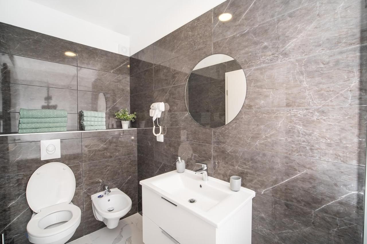 Villa Apartments Lela Rabac Zewnętrze zdjęcie