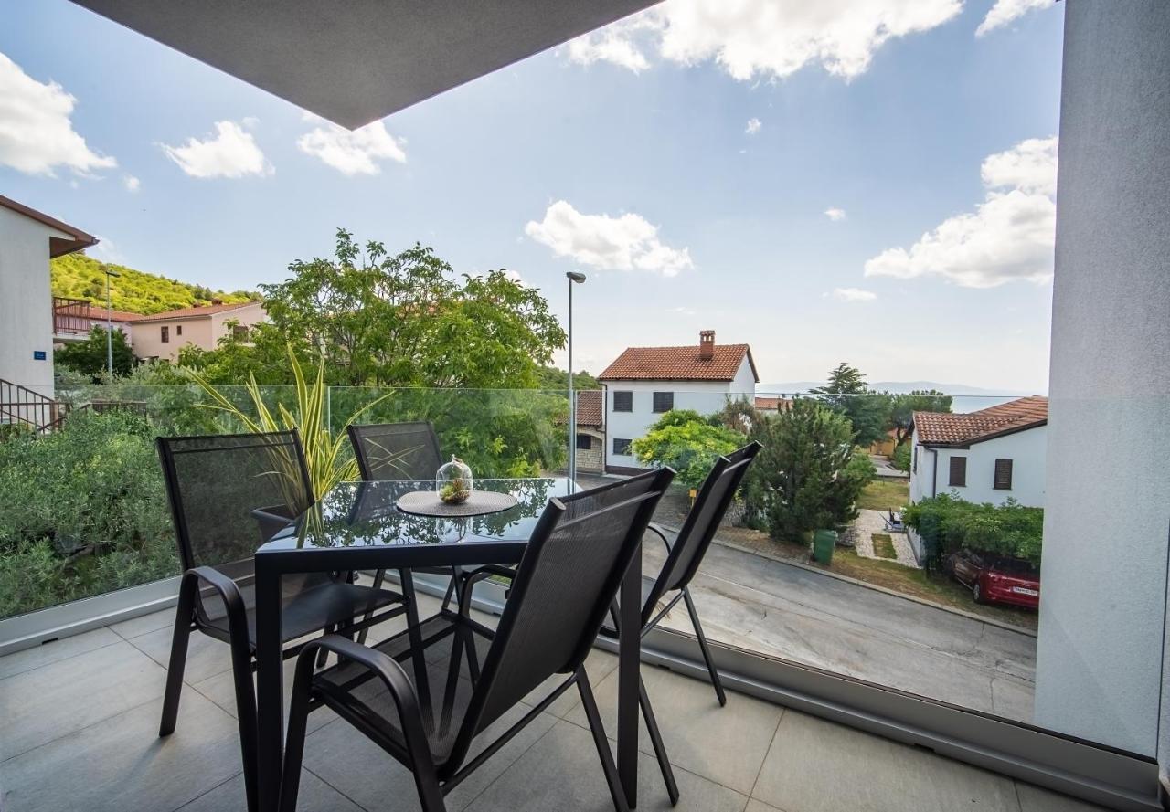 Villa Apartments Lela Rabac Zewnętrze zdjęcie