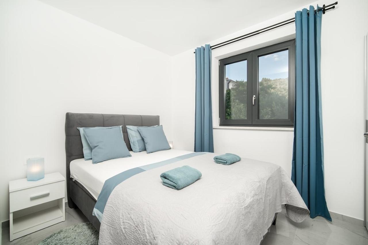 Villa Apartments Lela Rabac Zewnętrze zdjęcie