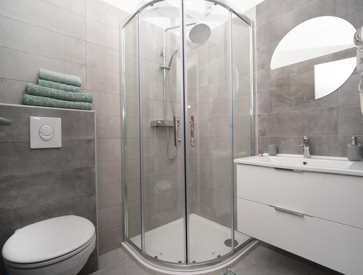 Villa Apartments Lela Rabac Zewnętrze zdjęcie