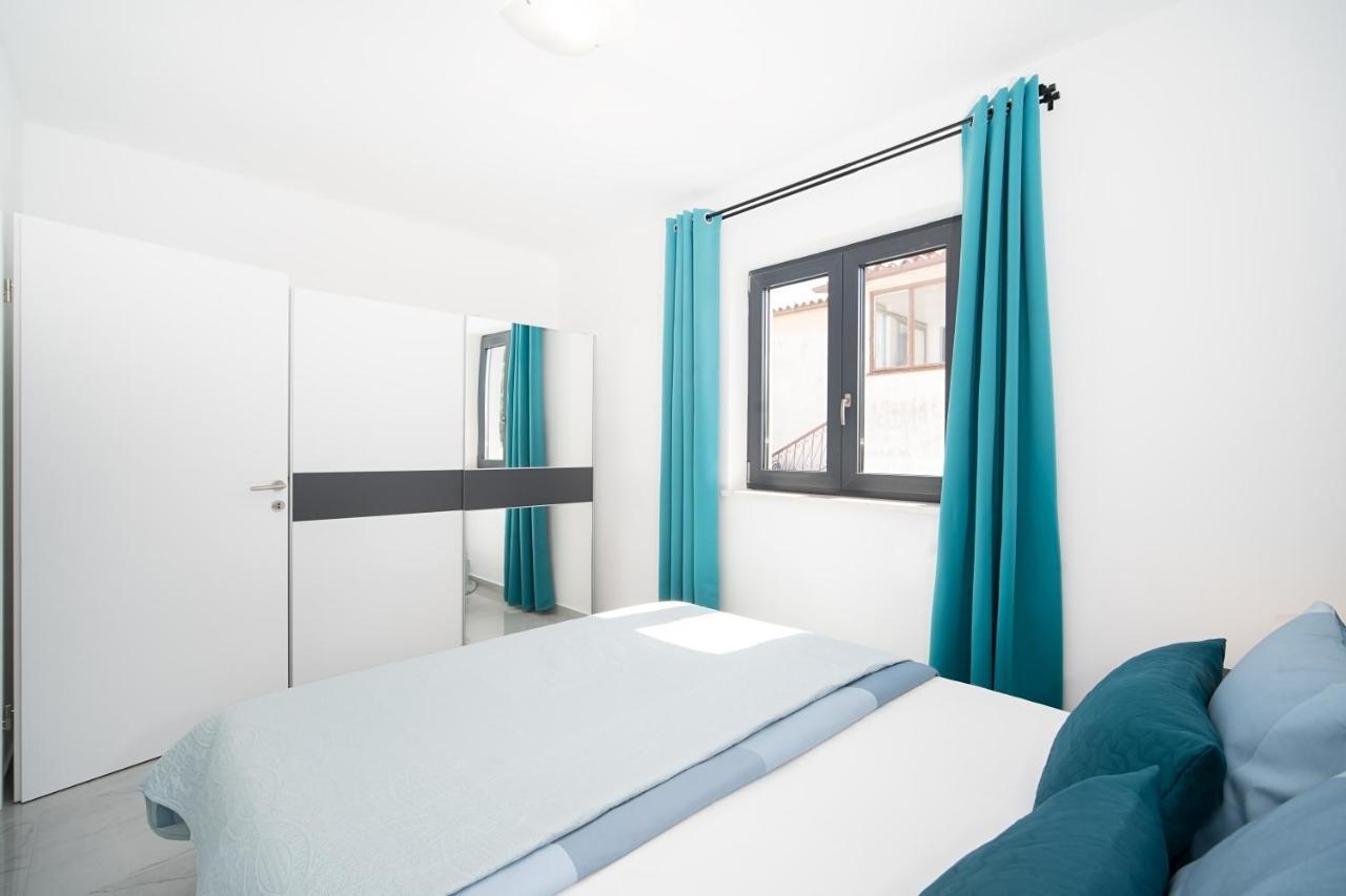 Villa Apartments Lela Rabac Zewnętrze zdjęcie